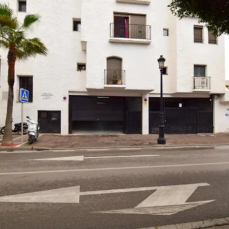 Letmalaga Banus アパート