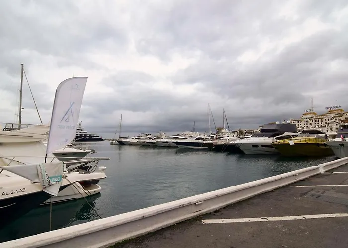 Letmalaga Banus * Marbella